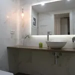 La Parada Santo Domingo 1 *
